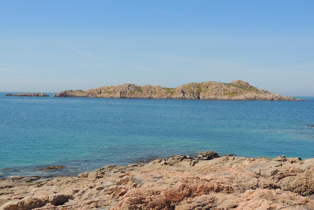 Borgo Spiaggia Vista Mare Isola Rossa Exteriér fotografie