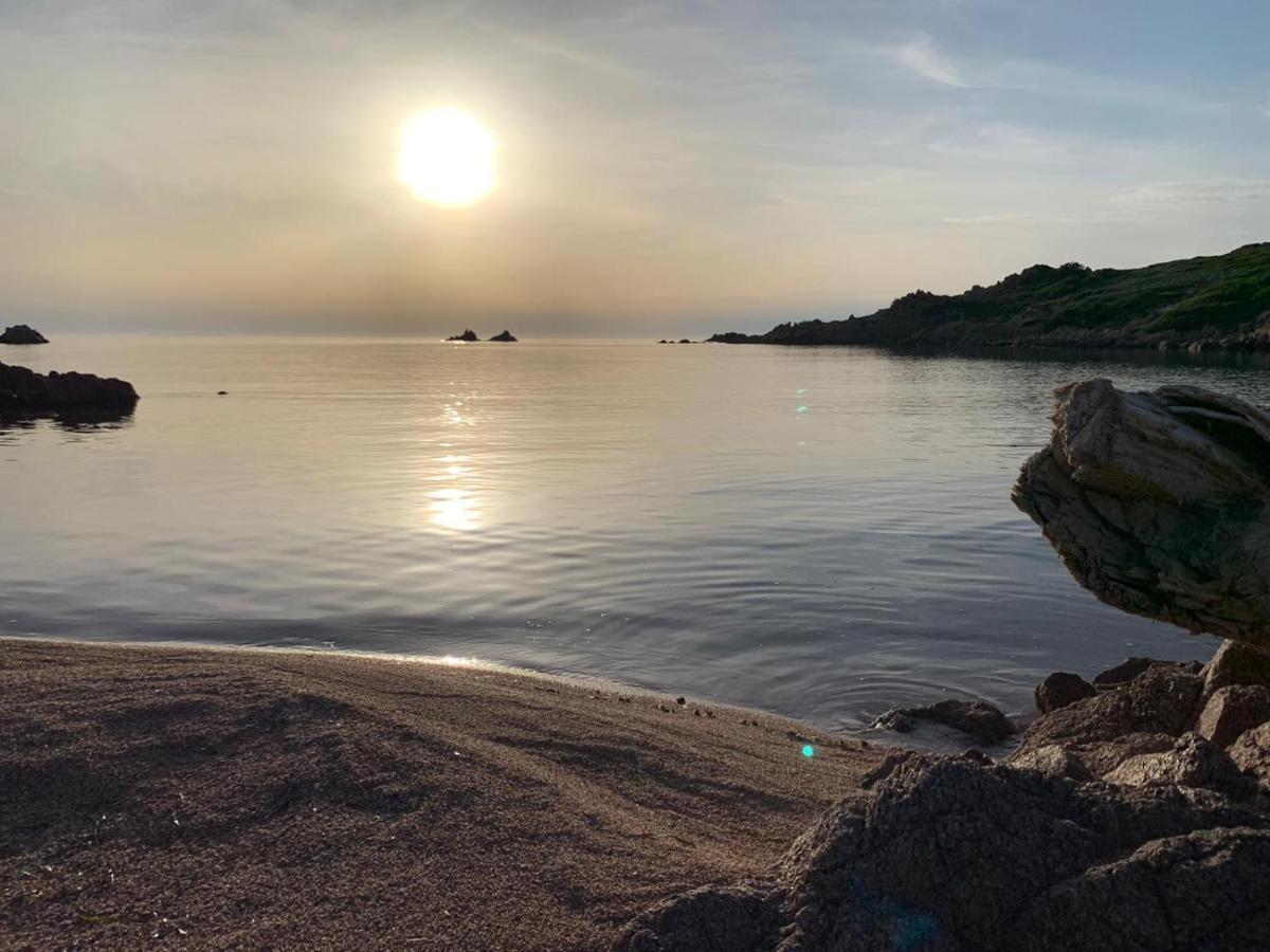 Borgo Spiaggia Vista Mare Isola Rossa Exteriér fotografie