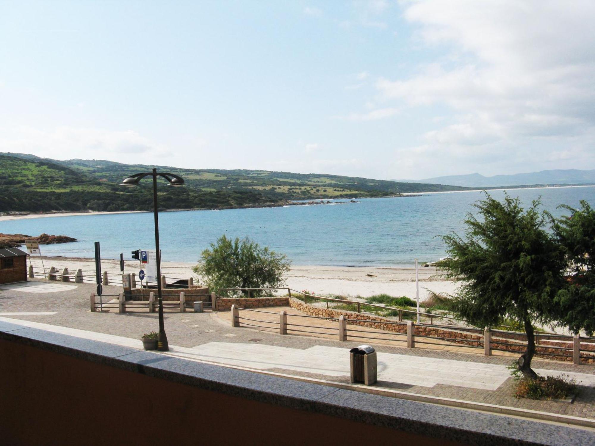 Borgo Spiaggia Vista Mare Isola Rossa Exteriér fotografie