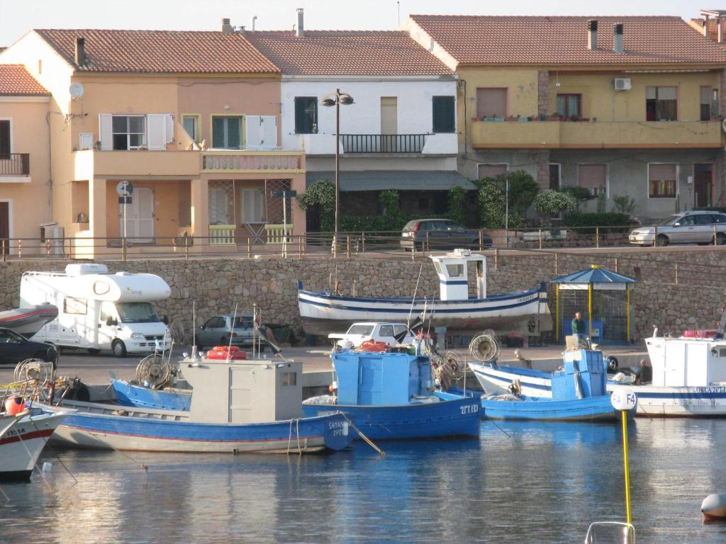 Borgo Spiaggia Vista Mare Isola Rossa Pokoj fotografie