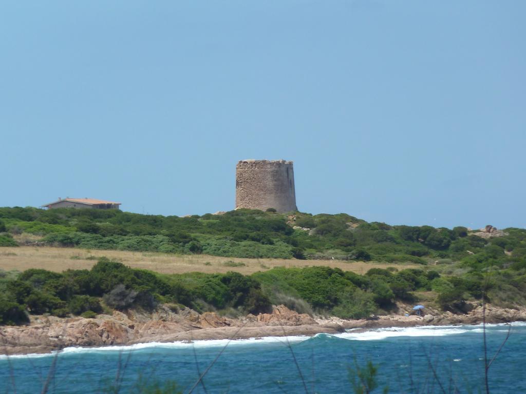Borgo Spiaggia Vista Mare Isola Rossa Exteriér fotografie